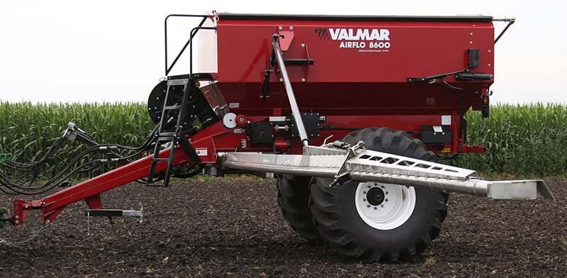 Разбрасыватель штанговый Salford Valmar 8606