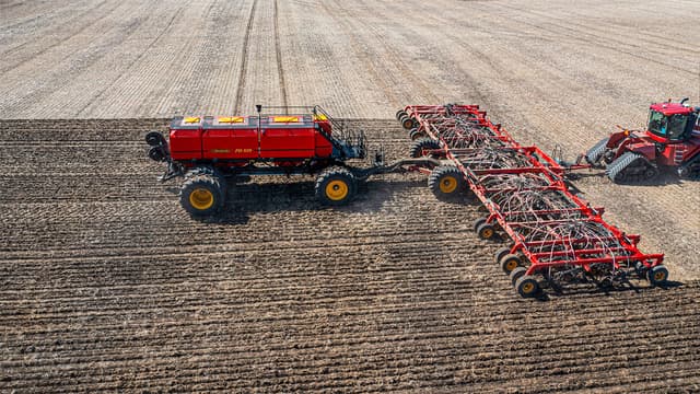 Посевной комплекс VADERSTAD Seed Hawk