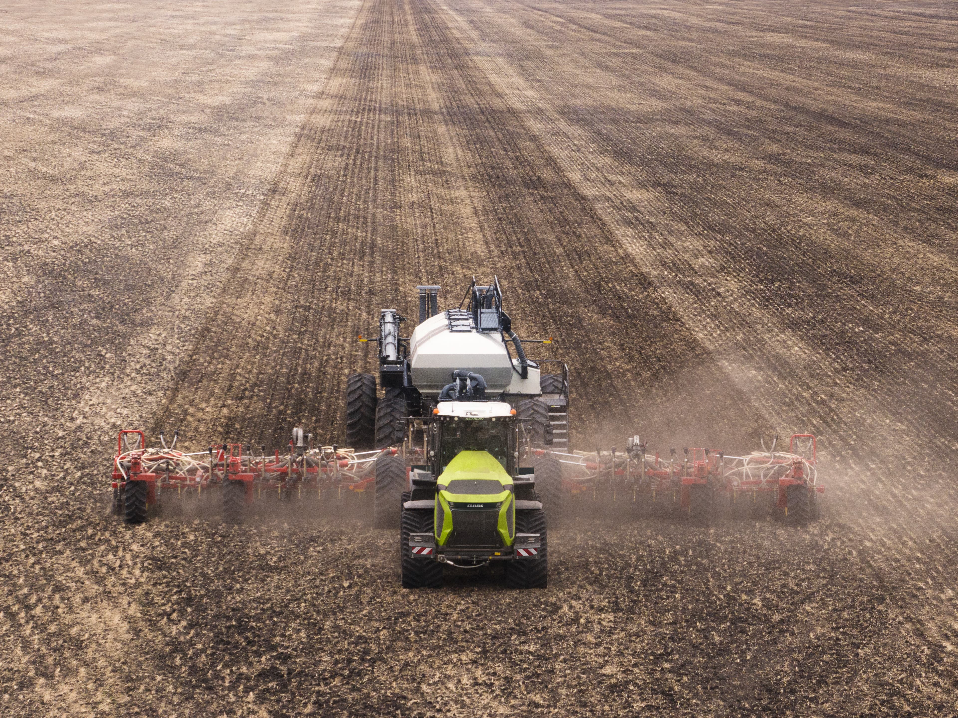 Трактор XERION 12.650 CMATIC