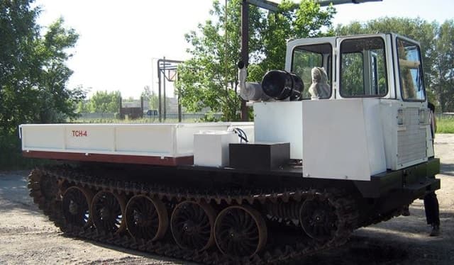 Гусеничный трактор ТСН-4