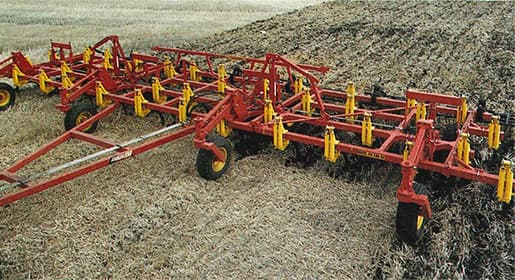 Чизельный культиватор (плуг) 400 Floating Hitch Chisel Plow