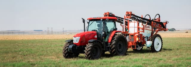 Трактор McCormick D-MAX