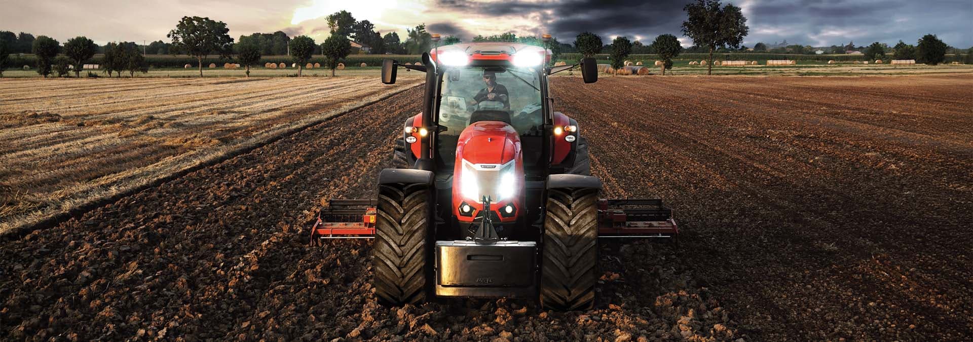 Трактор McCormick X8 VT-Drive Tier 2