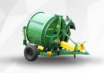 Измельчитель рулонов грубых кормов ИРК-145