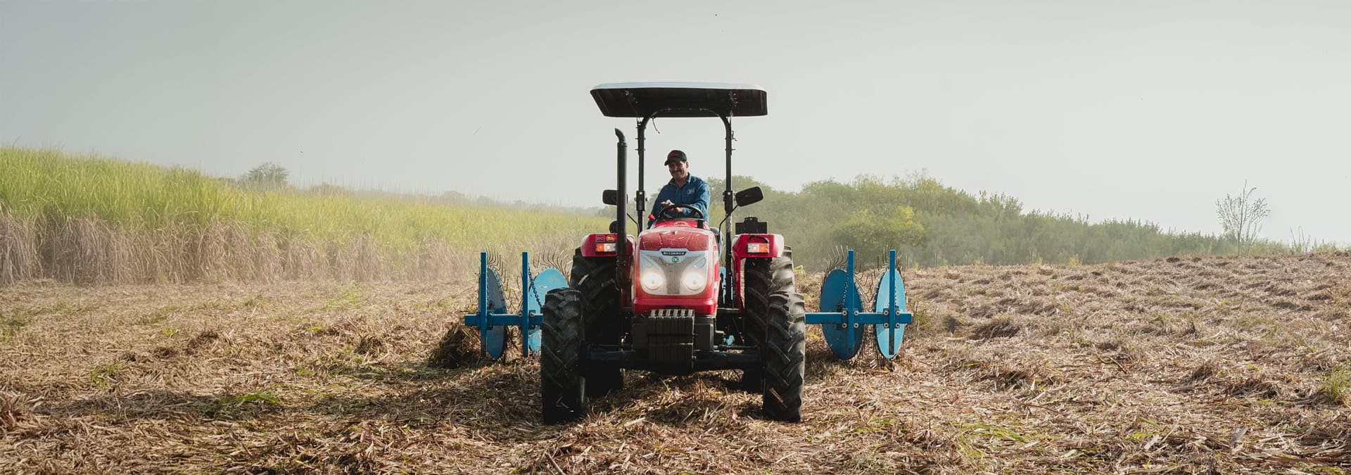 Трактор McCormick S-MAX Plat (ROPS)