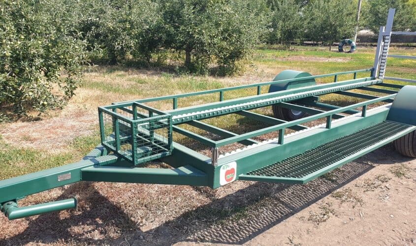 Прицепной садовый роликовый контейнеровоз ПСРК-5