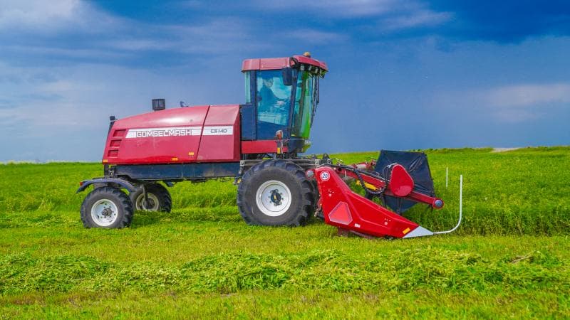 Косилка самоходная CS140