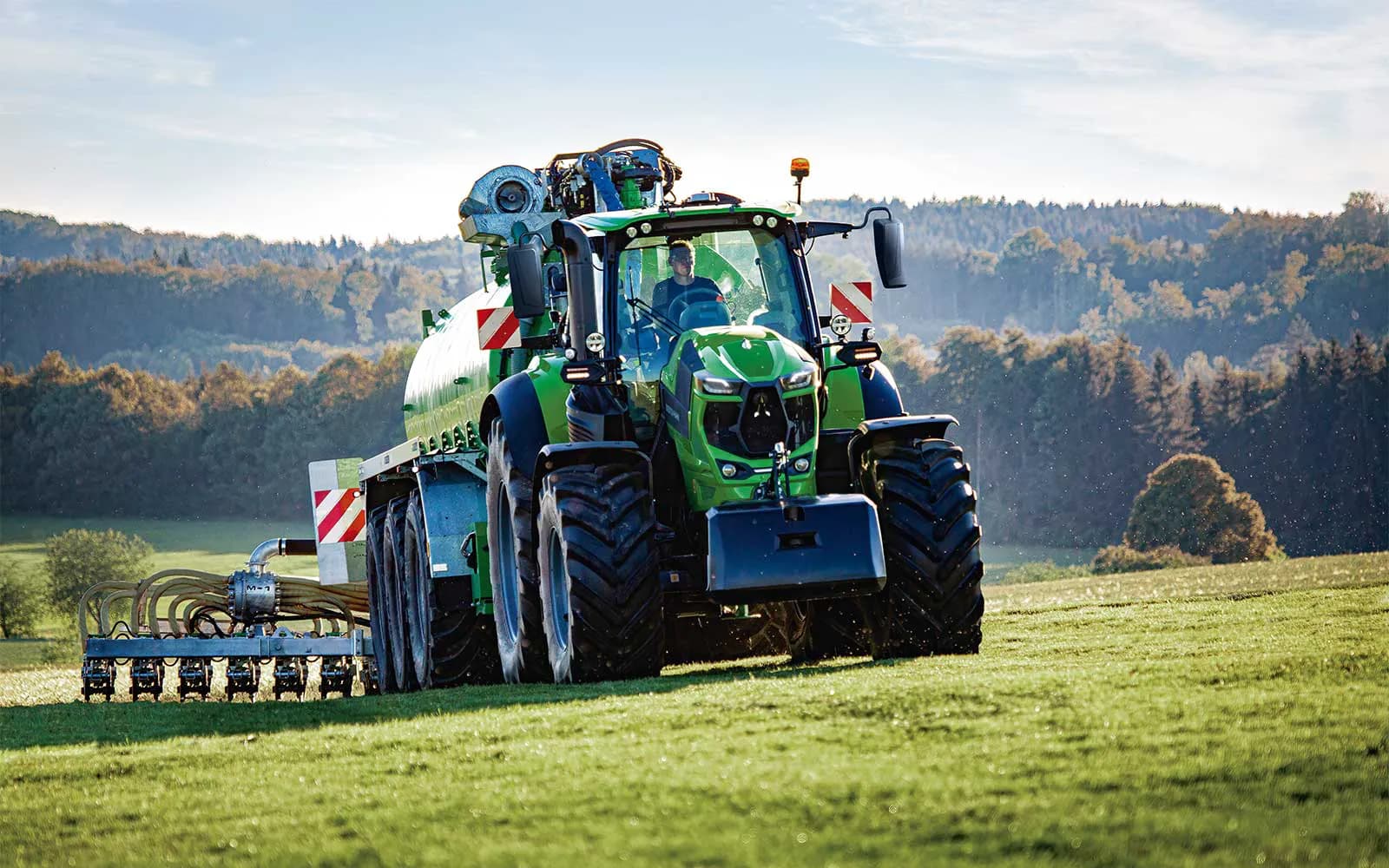Трактор DEUTZ-FAHR 8280 TTV Agrotron