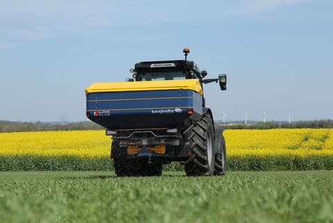 Разбрасыватель минеральных удобрений Bogballe L15W Plus