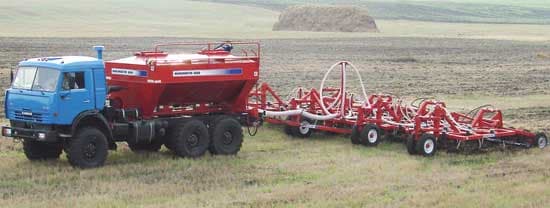 Посевной комплекс автомобильный Агромастер Agrator